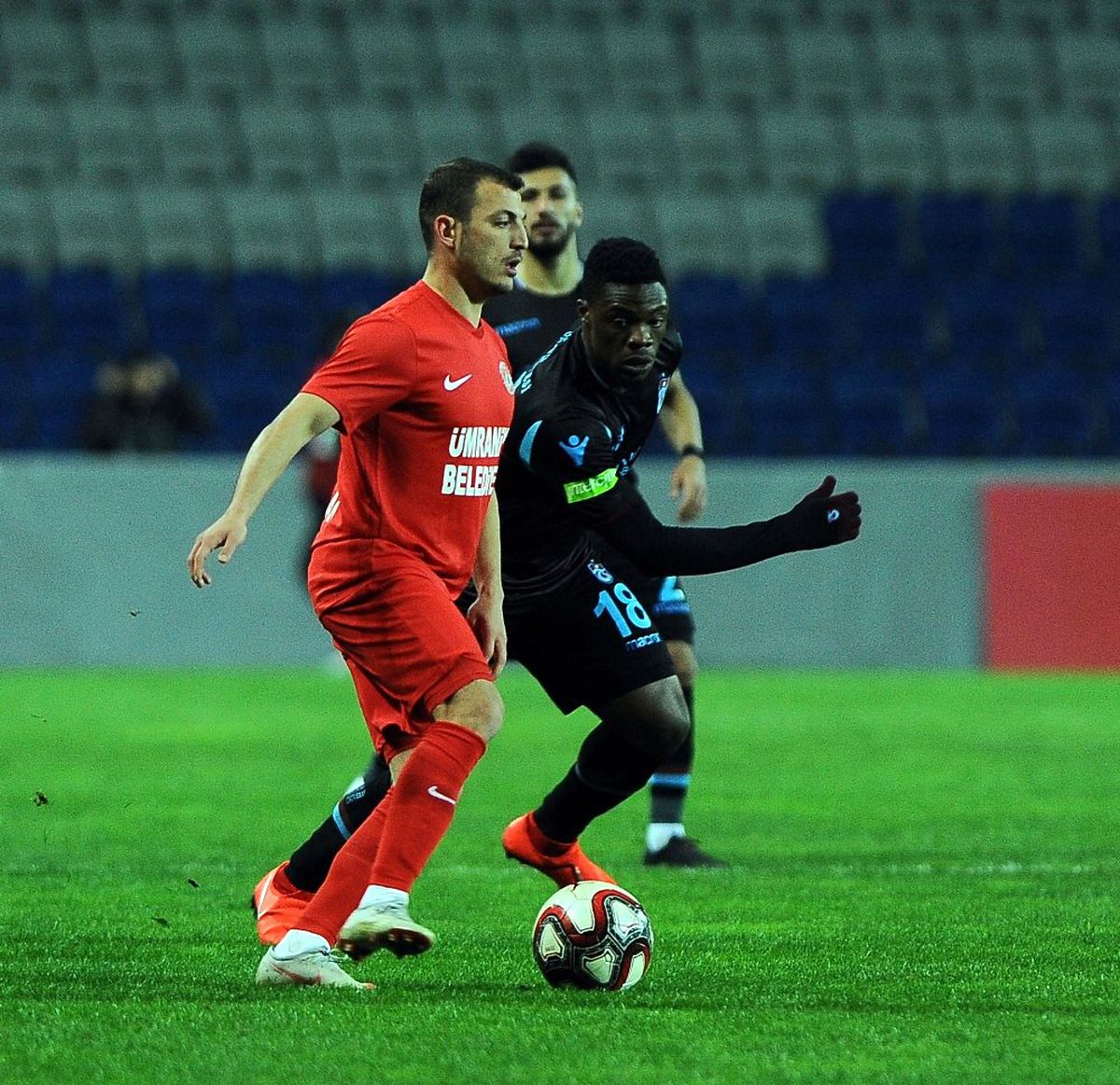 İlk 25 Dakika Golsüz Bitti