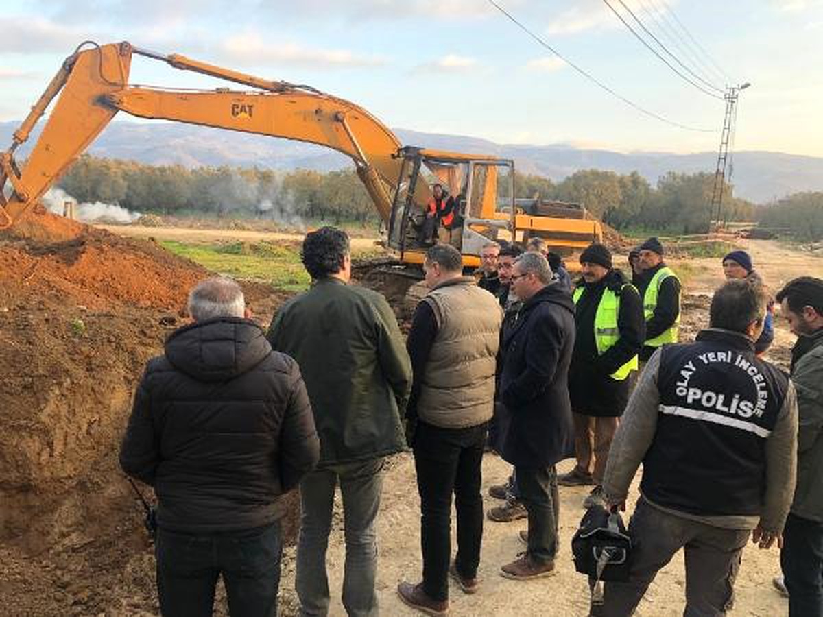 İznik\'te Yol Çalışması Sırasında Lahit Bulundu