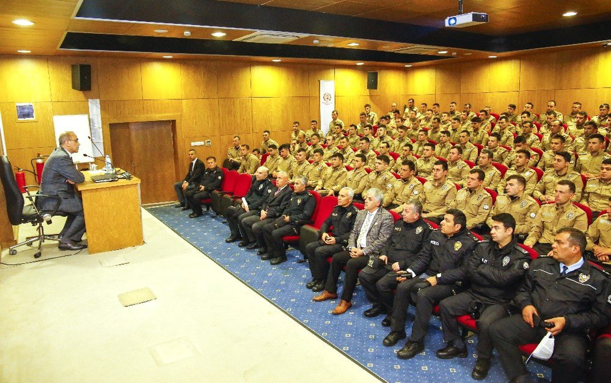 Kahramanmaraş\'ta Bekçilere Hizmet İçi Eğitim