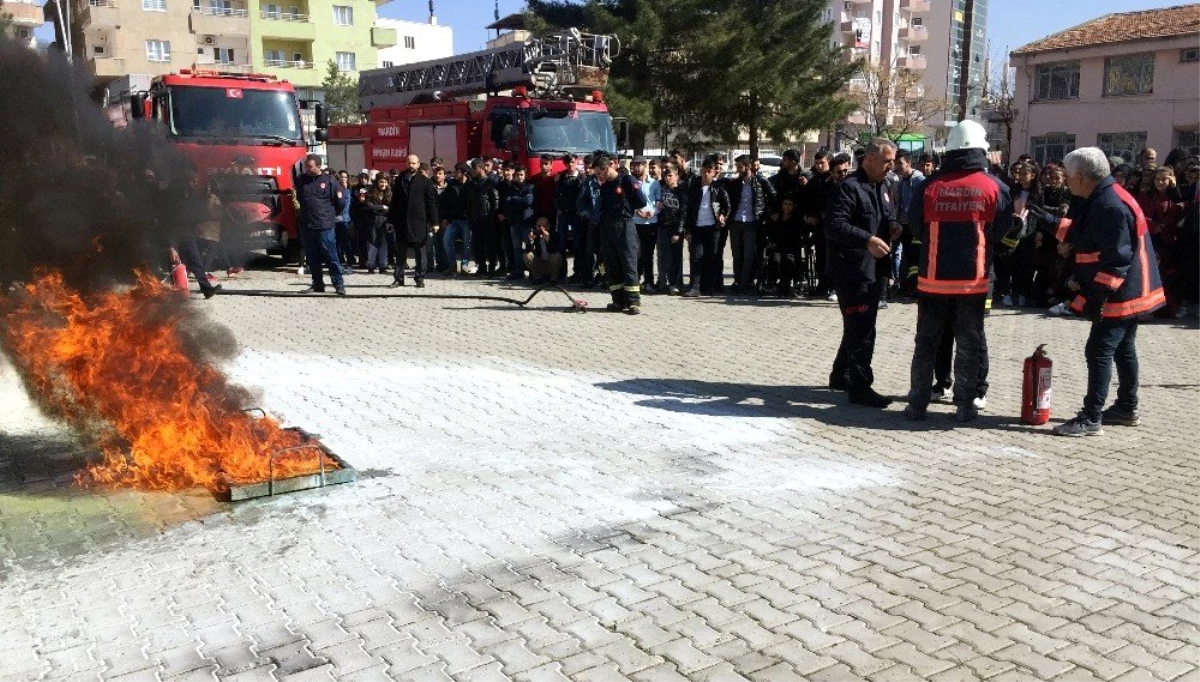Mardin\'de Gerçeği Aratmayan Yangın Tatbikatı