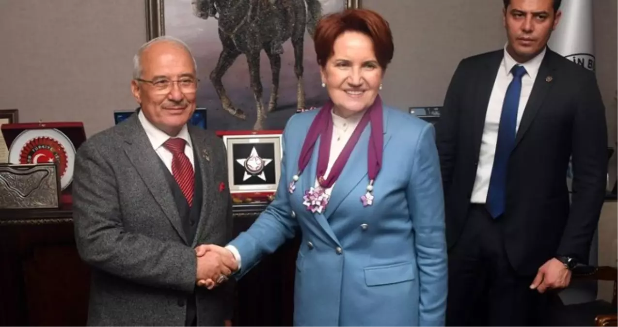 Meral Akşener: Kocamaz\'a 2 Formül Önerdim, Seçenekler Kendisine Ait