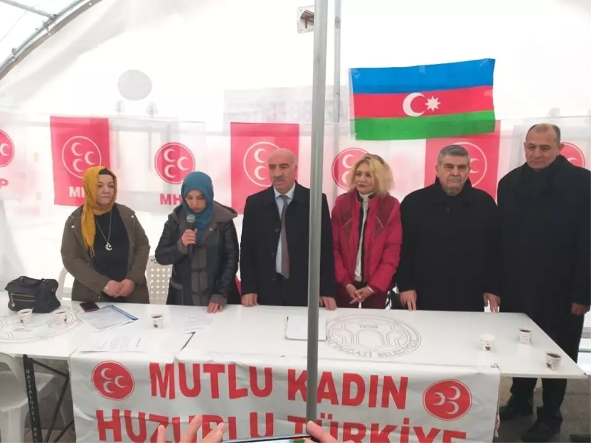 MHP\'li Kadınlardan \'Hocalı Katliamı\' Sergisi