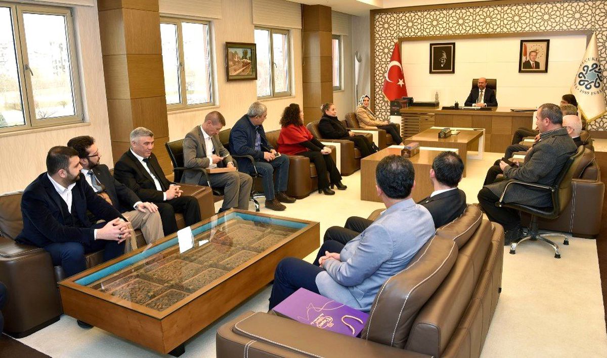 MHP Selçuklu İlçe Teşkilatından Başkan Pekyatırmacı\'ya Ziyaret