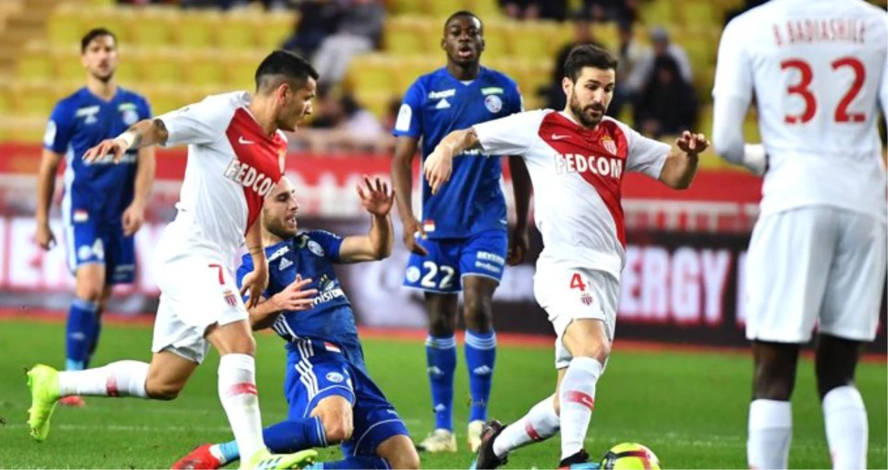 Monaco\'nun Yıldızı Cesc Fabregas\'ın Lyon Maçındaki Pası, Sosyal Medyada Gündem Oldu