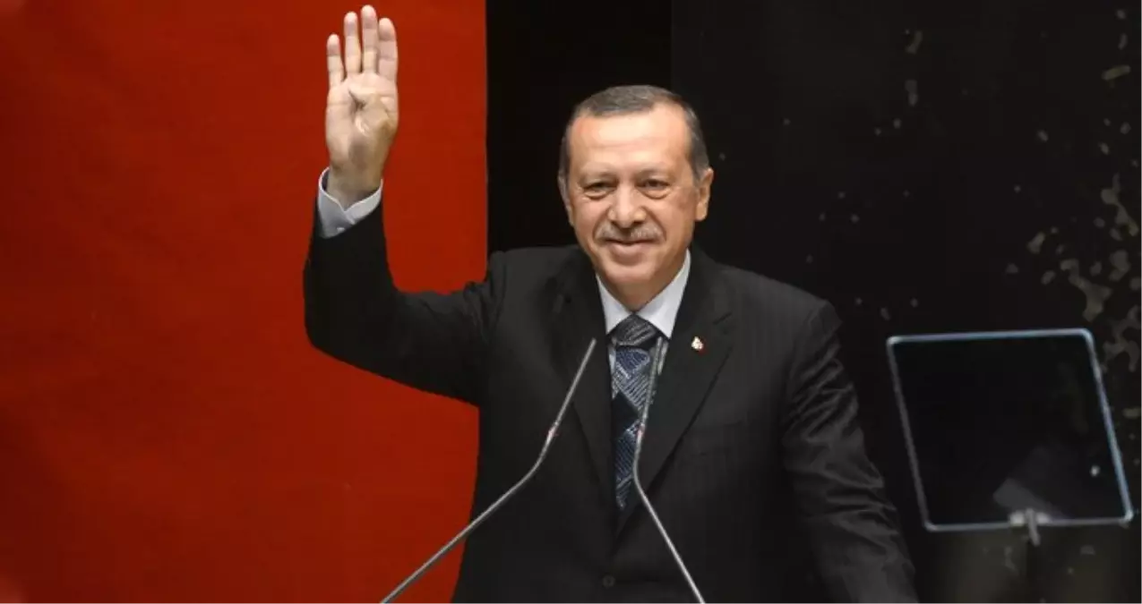 Orhan Gencebay\'ın Eşi Sevim Emre, Cumhurbaşkanı Recep Tayyip Erdoğan\'ın Doğum Gününü Kutladı