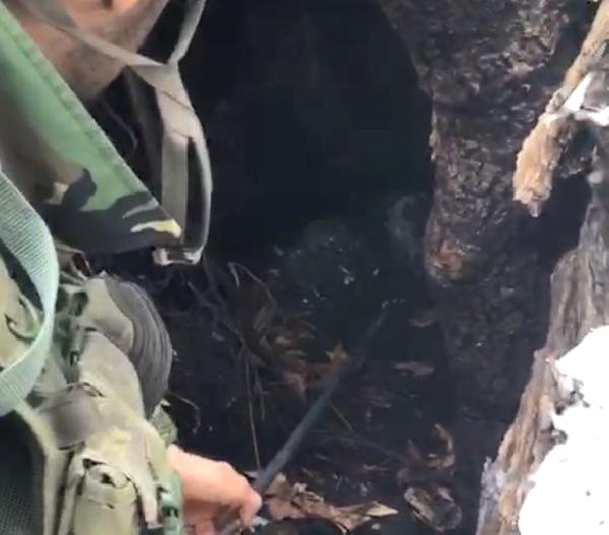PKK\'lı Teröristlerin Yer Altında 3 Deposu Bulundu