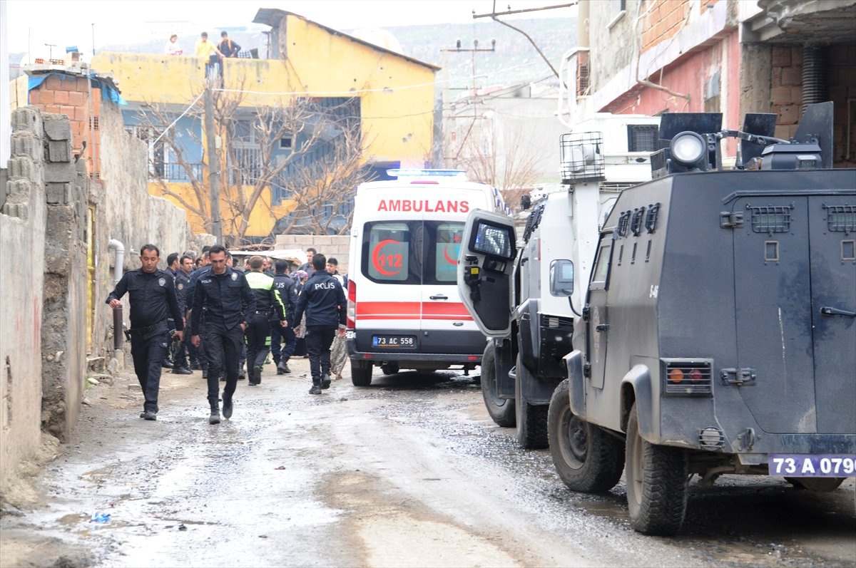 Şırnak\'ta İki Aile Arasında Kavga: 5 Yaralı