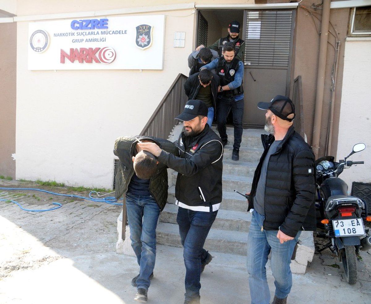Şırnak\'ta Torbacılara Şafak Operasyonu: 6 Tutuklama