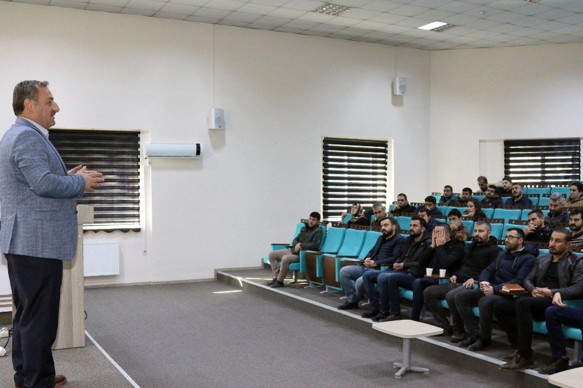 Van Büyükşehir Belediyesi Personeline \'Netcad\' Eğitimi