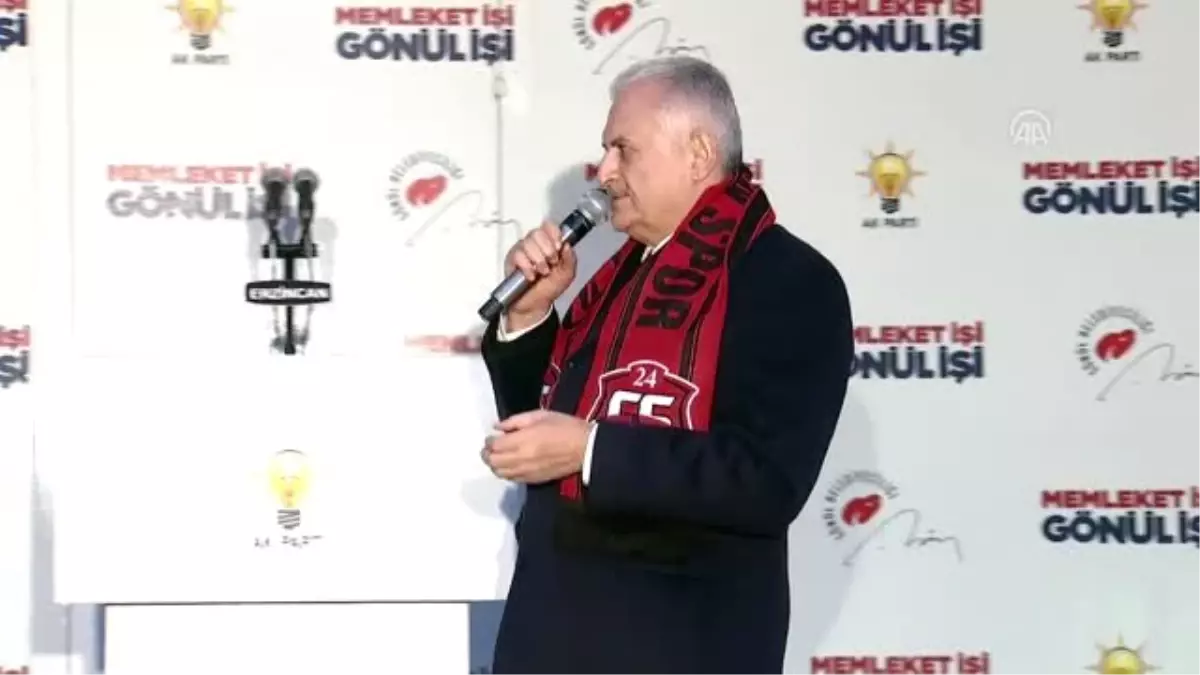 Yıldırım: "Gece Gündüz Çalışıyoruz, Çalışmaya Devam Edeceğiz"