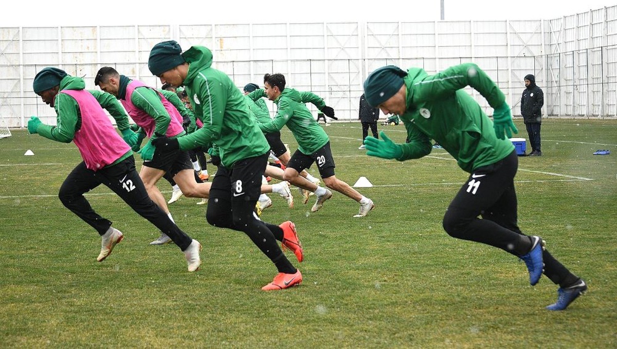 Atiker Konyaspor\'da Göztepe Mesaisi Sürdü