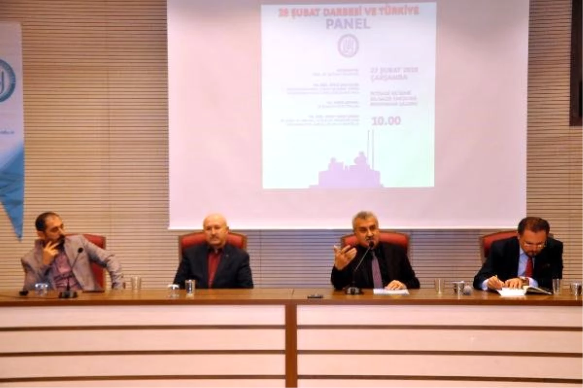 Bitlis Eren Üniversitesi\'nde \'28 Şubat Darbesi ve Türkiye\' Konulu Panel Düzenlendi