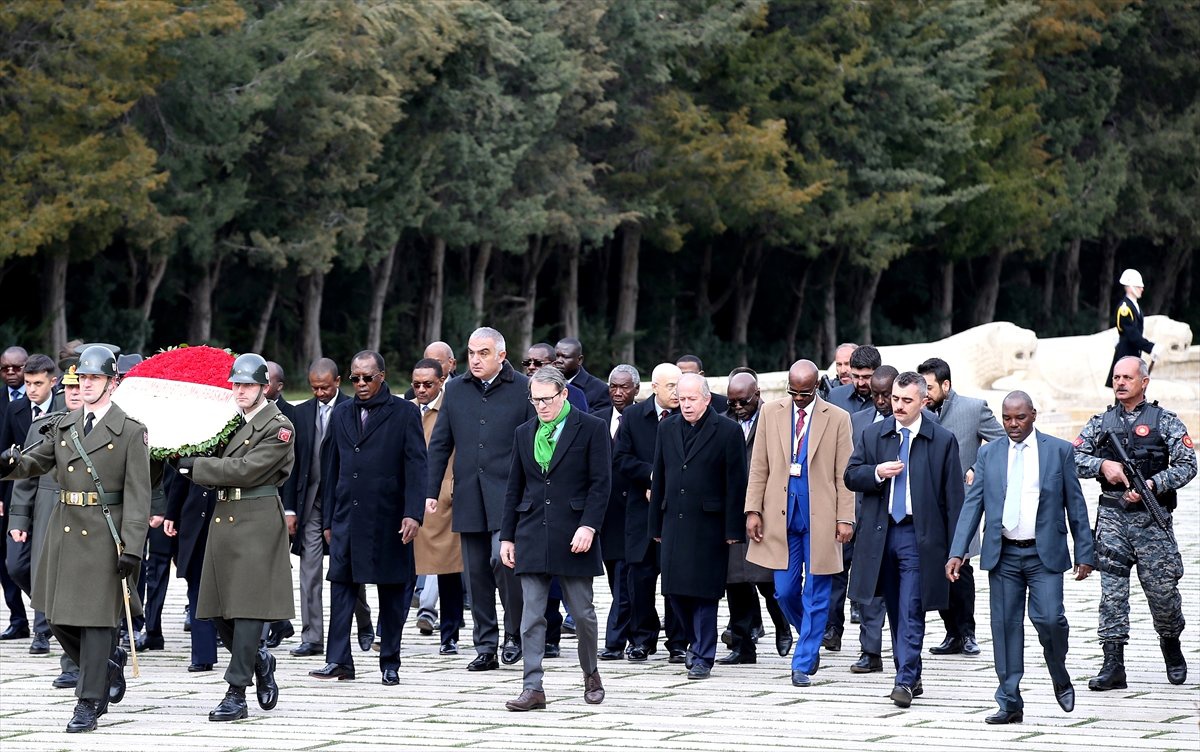 Çad Cumhurbaşkanı Itno Anıtkabir\'i Ziyaret Etti