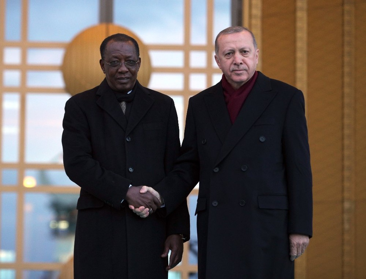 Çadlı Mevkidaşını Resmi Tören ile Karşıladı