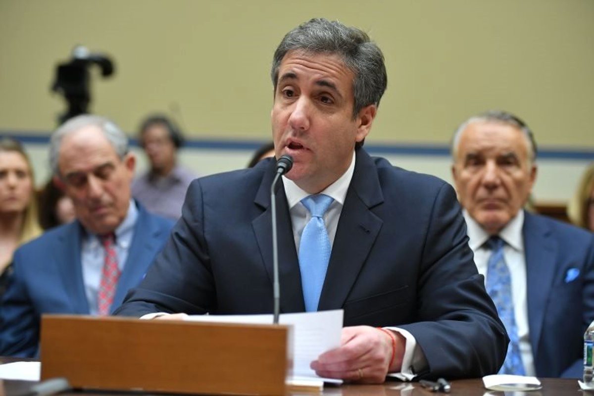 Michael Cohen İfade Veriyor: Eski Avukatı Trump\'ı \'Irkçılık, Dolandırıcılık ve Düzenbazlıkla\'...
