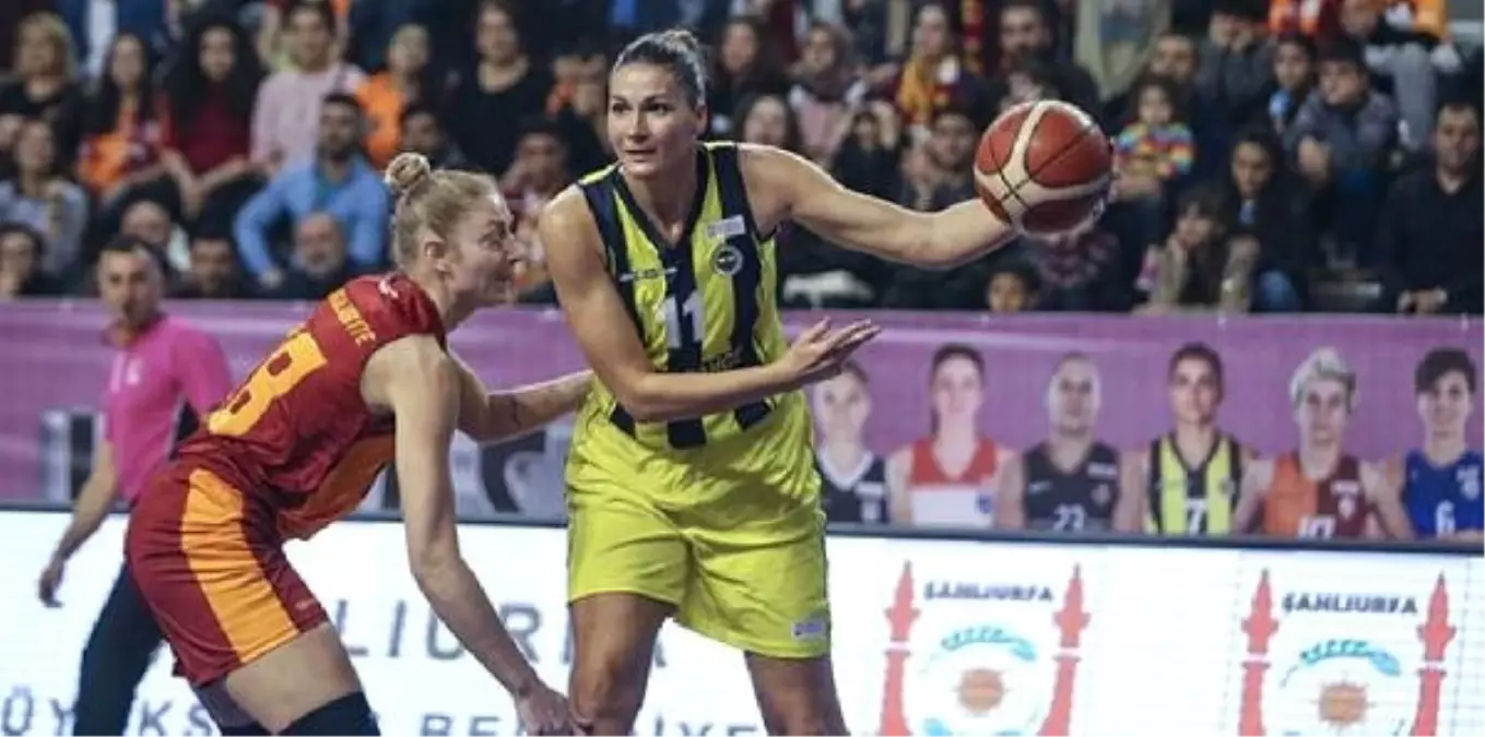 Fenerbahçe - Galatasaray: 71-56