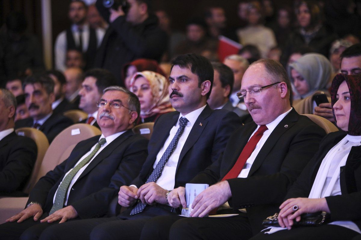 Her Yıl 300 Bin Konutu Dönüştüreceğiz"