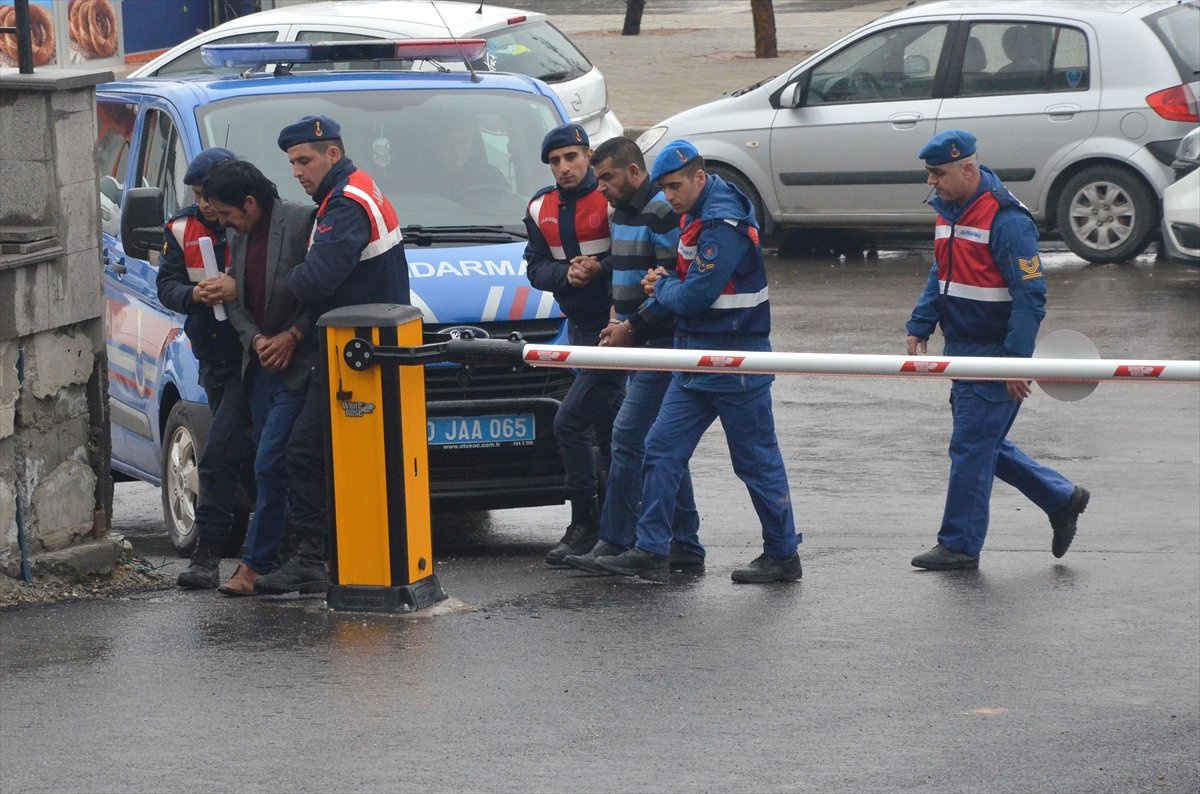 Karaman\'da Hırsızlık Zanlıları Tutuklandı