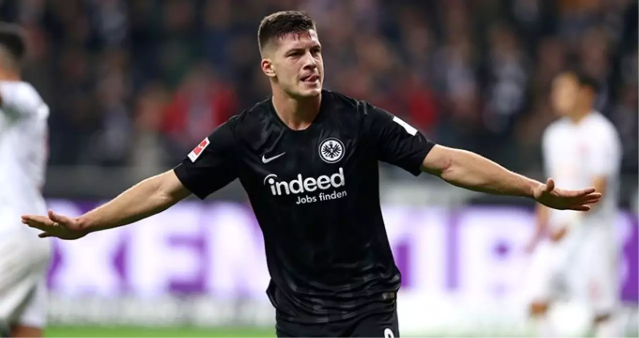 Manchester City, Eintracht Frankfurt Forması Giyen Luka Jovic\'i İstiyor