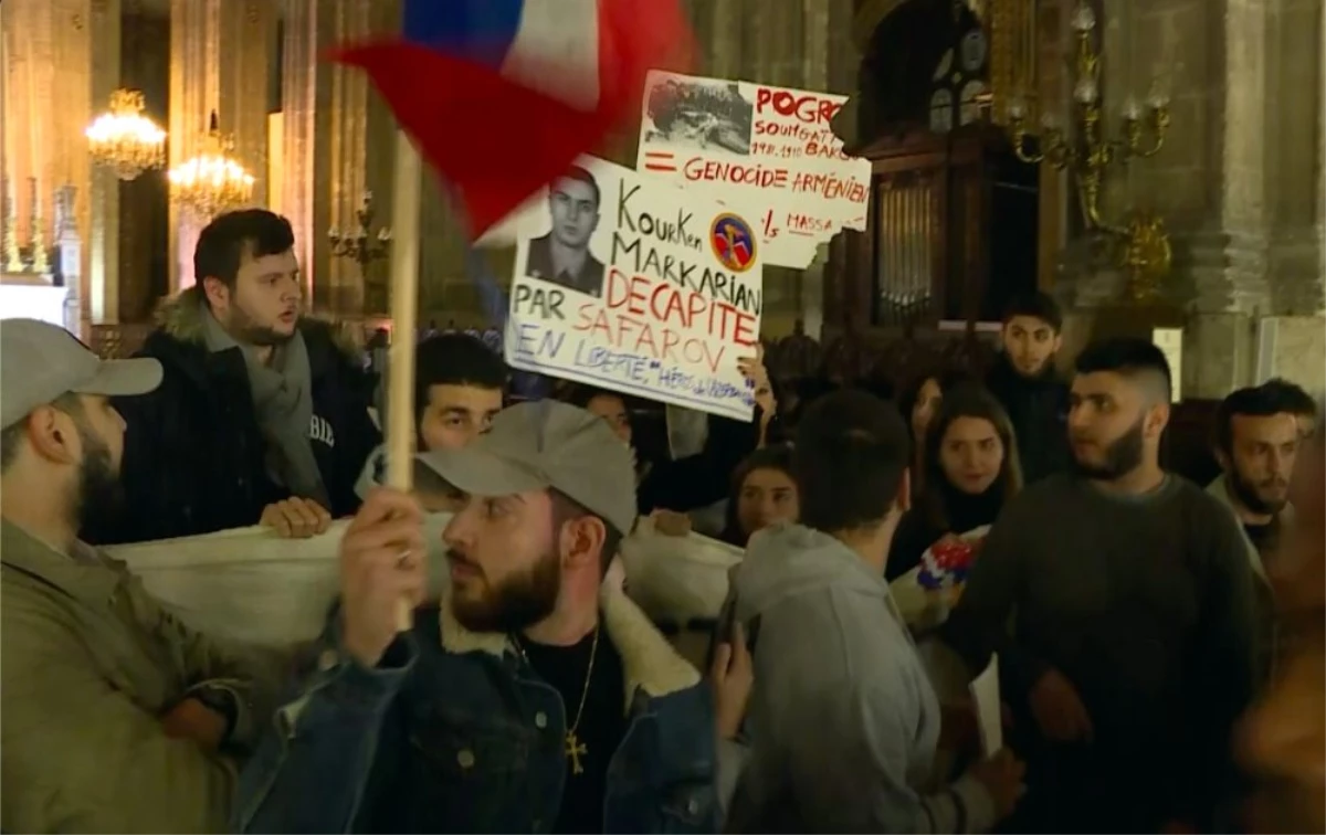 Paris\'te Hocalı Katliamı Etkinliğine Çirkin Saldırı