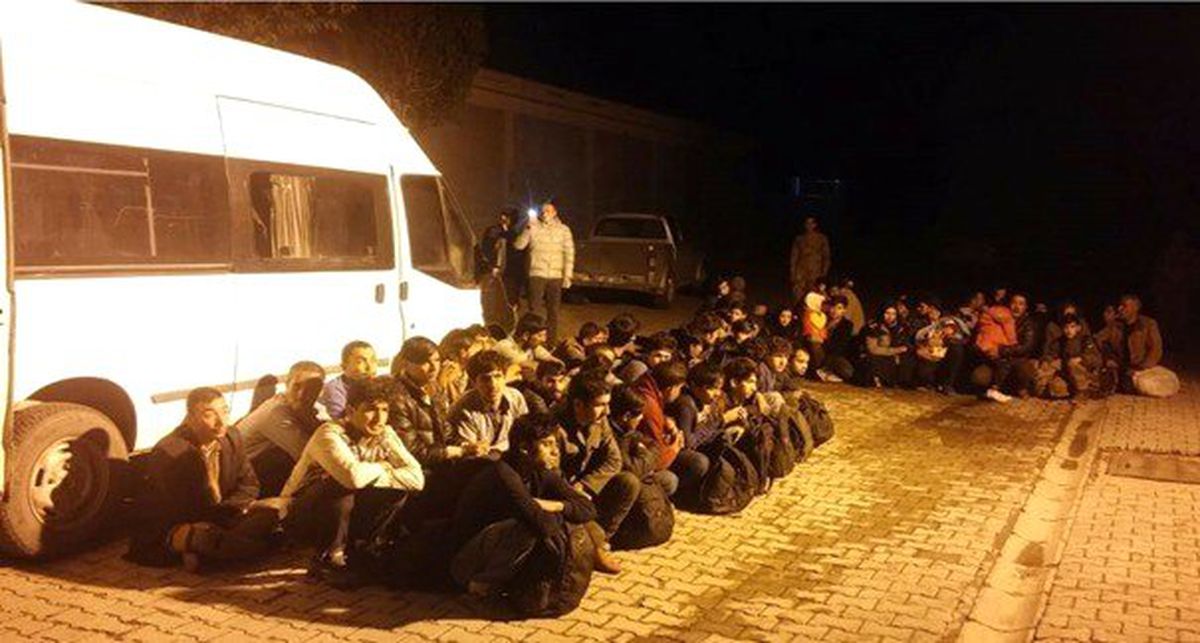 Van\'da 44 Kaçak Göçmen Yakalandı