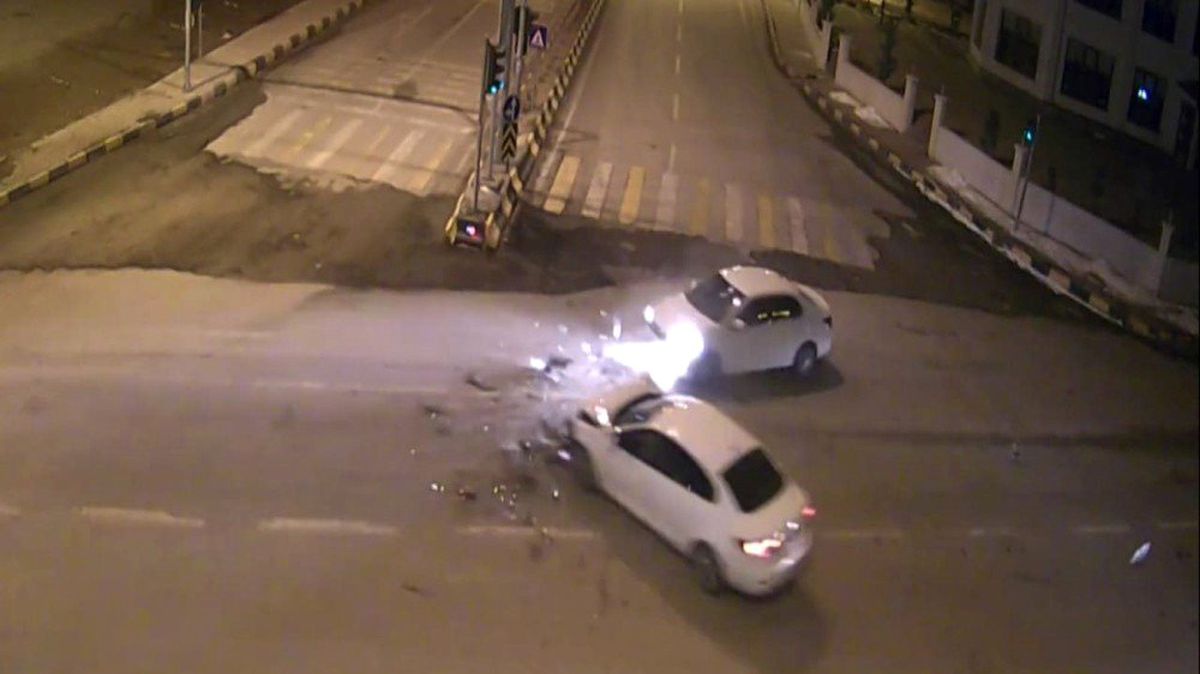 Van\'da Trafik Kazaları Mobese\'ye Yansıdı