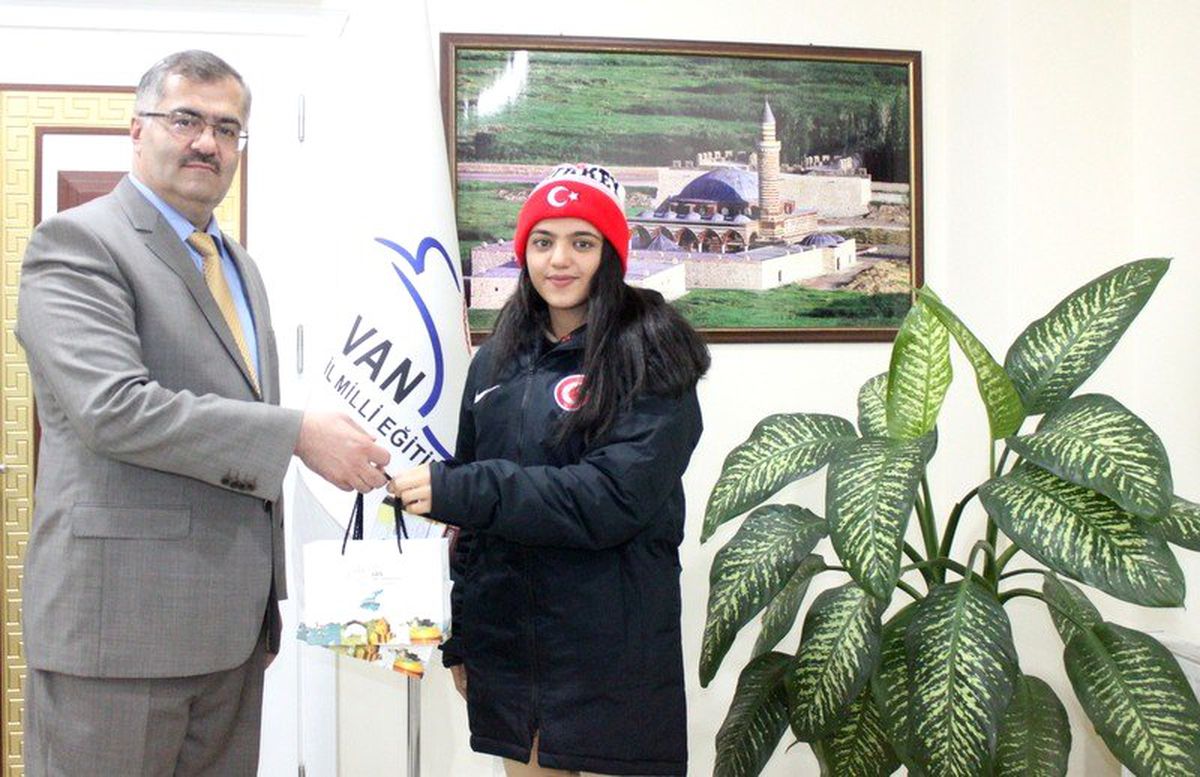 Vanlı Kayakçı Dünya Şampiyonasına Katılacak