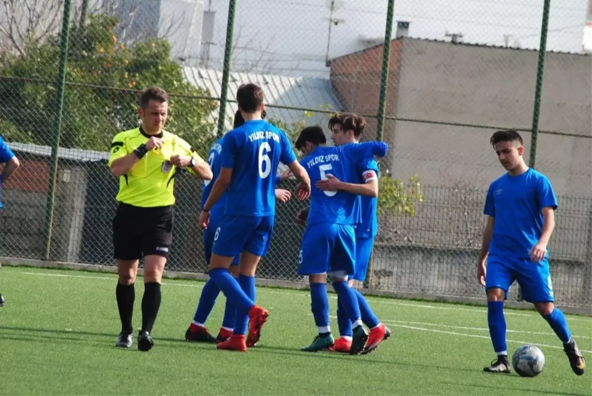 Yıldızspor U-17 Takımı Türkiye Şampiyonasına Gitmeyi Garantiledi