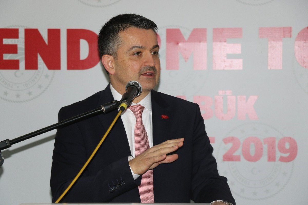 Bakan Pakdemirli, Karabük\'ün Sera Yatırımına Önem Vermesini İstedi