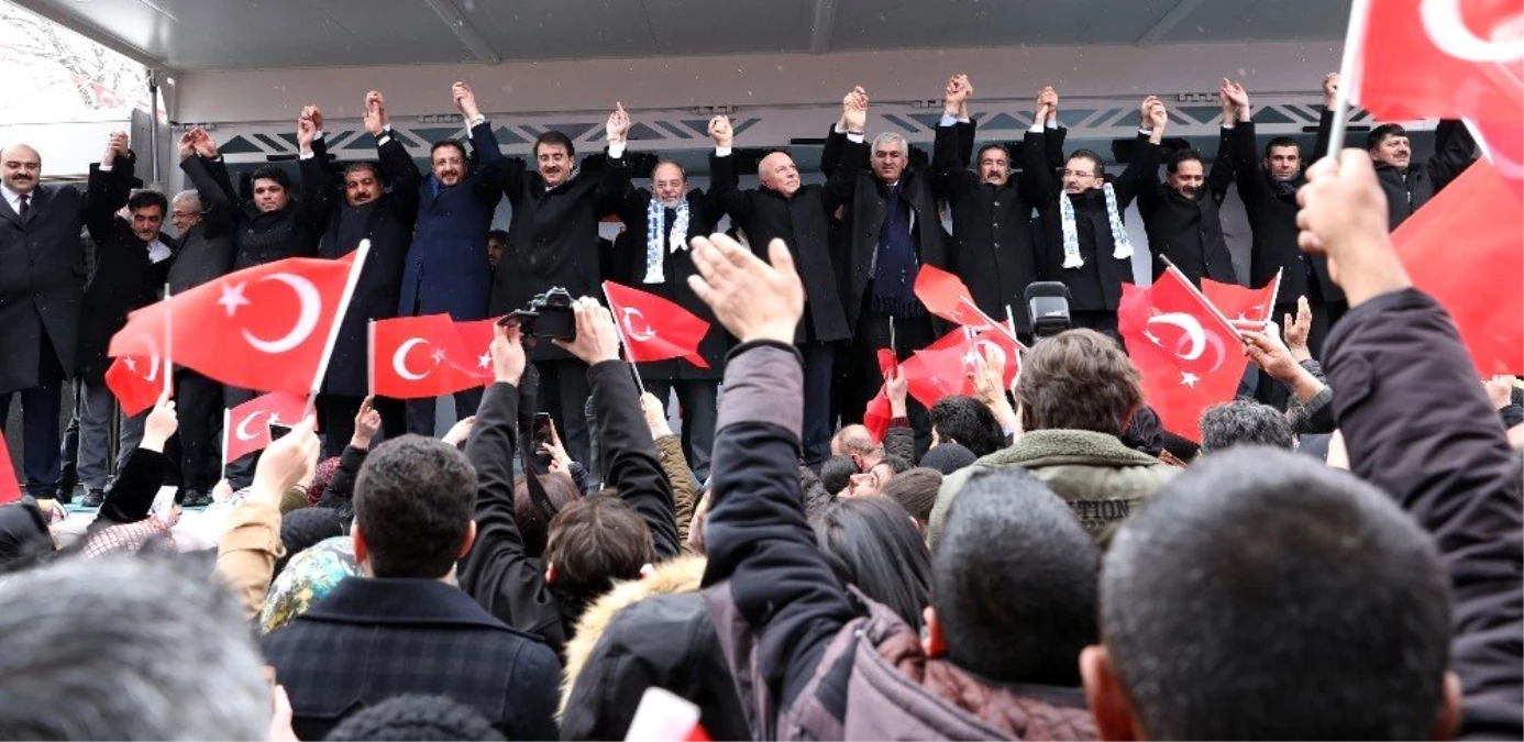 Başkan Sekmen: "Ak Parti\'miz Belediyecilikte de Çığır Açmıştır"