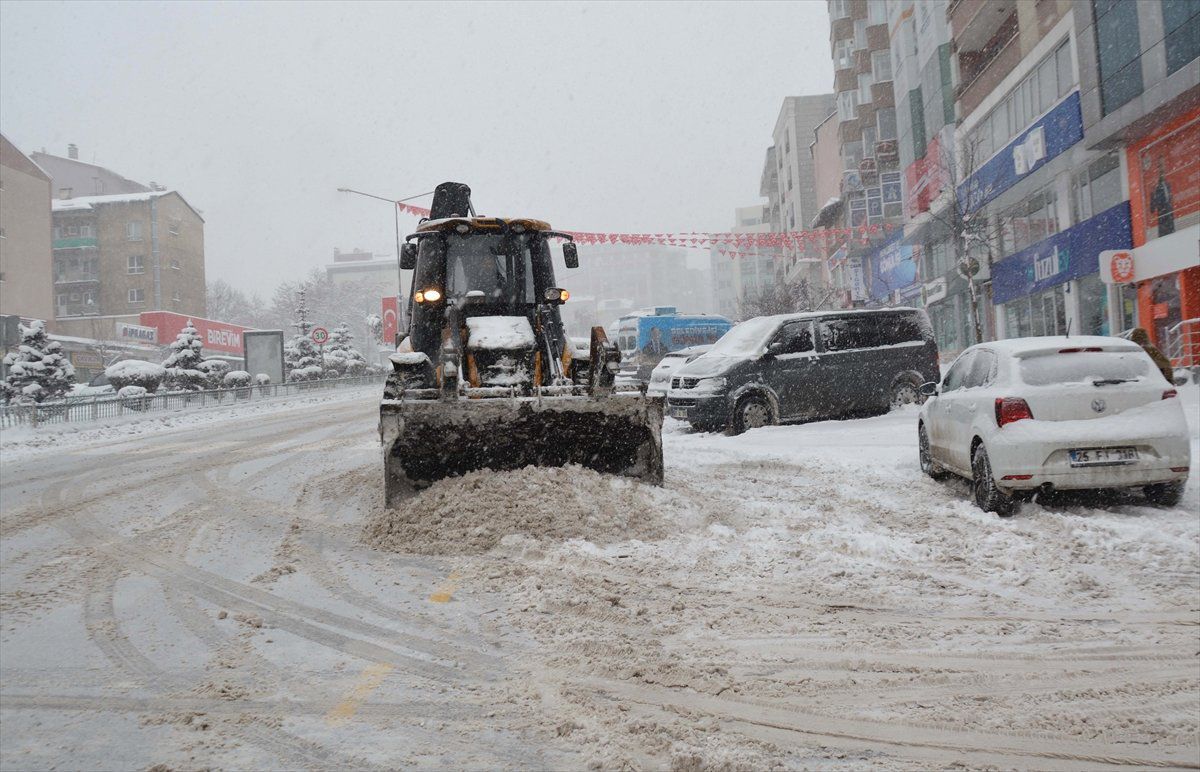 Doğu Anadolu\'da Kar Yağışı Sürecek