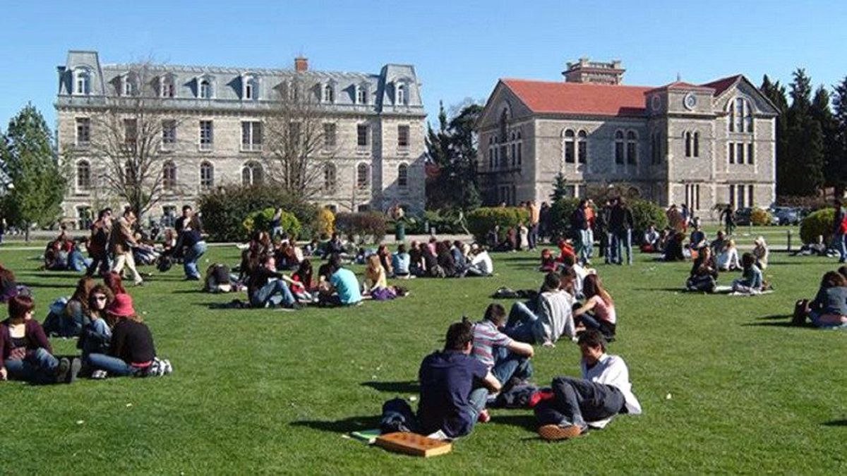 Dünyanın En İyi 500 Üniversitesi Araştırması (Türkiye\'den 9 Üniversite Var)