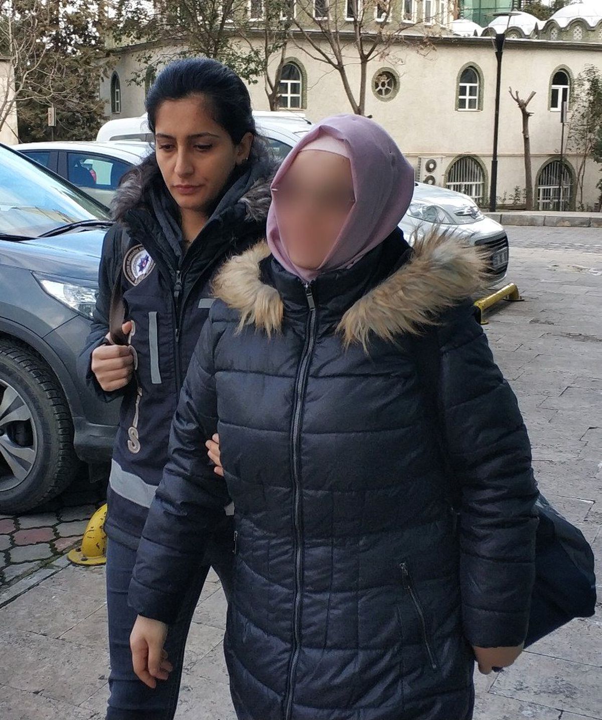 Fetö\'nün Örgüt Evinde Yakalanan Kadın Serbest