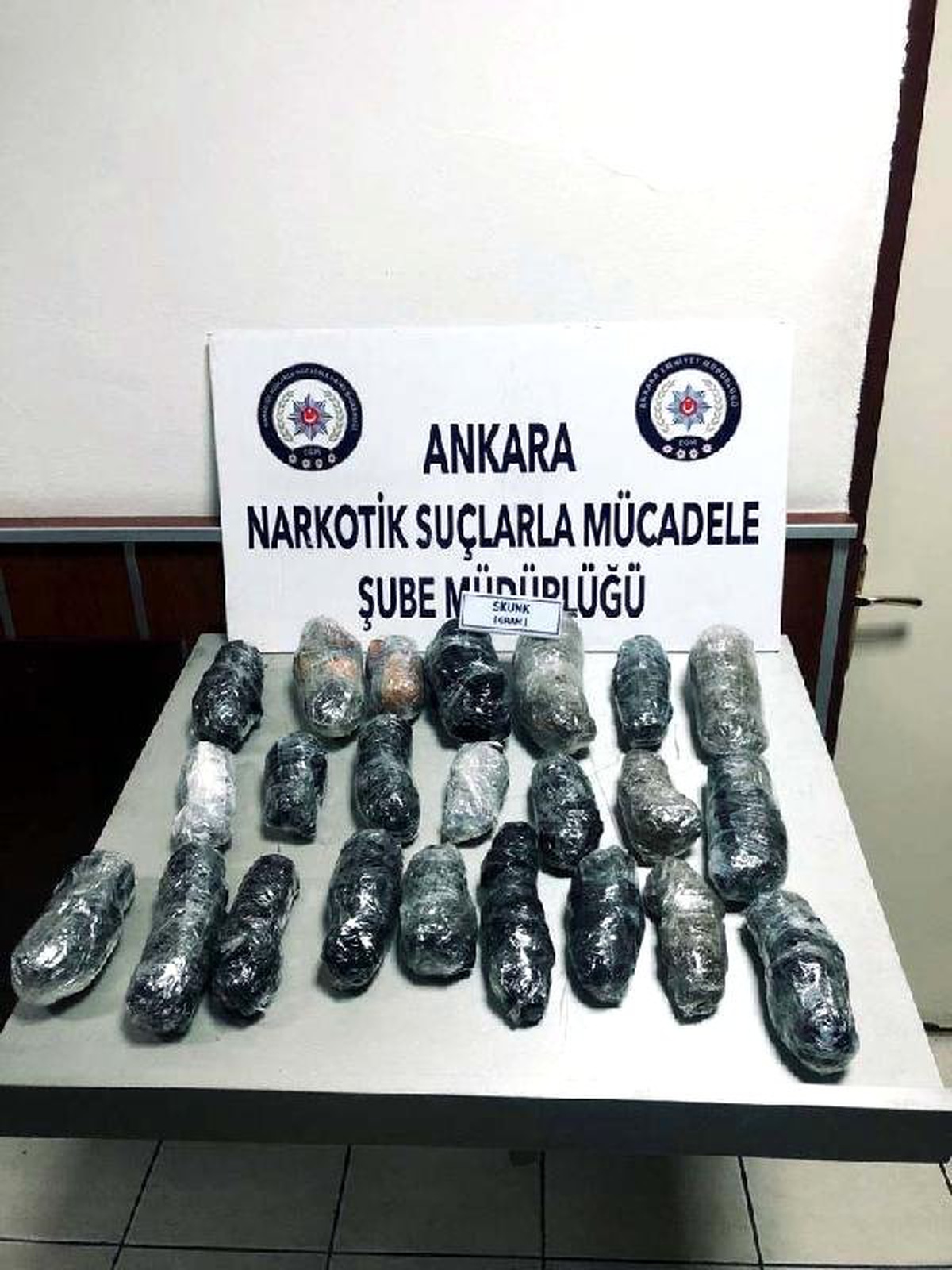 Fetö Üyeliği\'nden İhraç Edildi, Uyuşturucudan Gözaltına Alındı