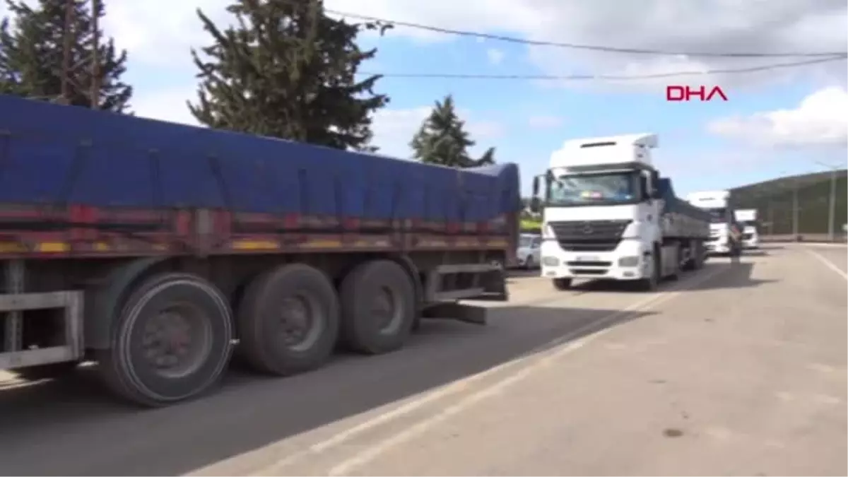 Hatay Cilvegözü\'nde Tır Yoğunluğu