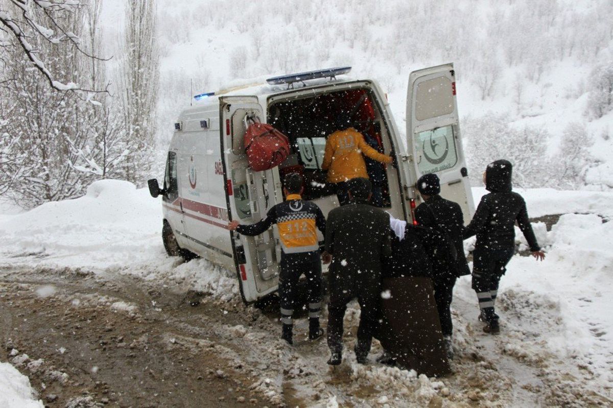 Hizan\'da 5 Saatlik Hasta Kurtarma Operasyonu
