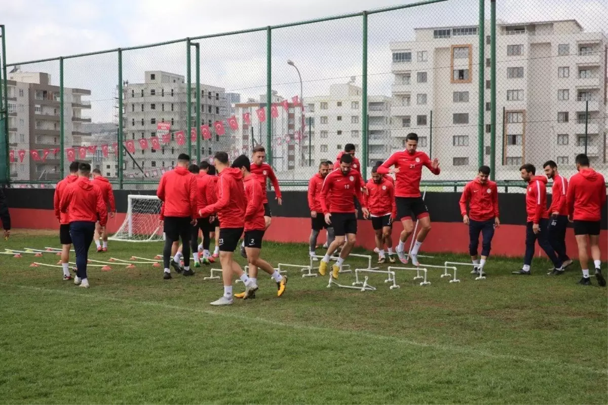 Karaköprü Belediyespor Artvin Hopa\'yı Ağırlayacak