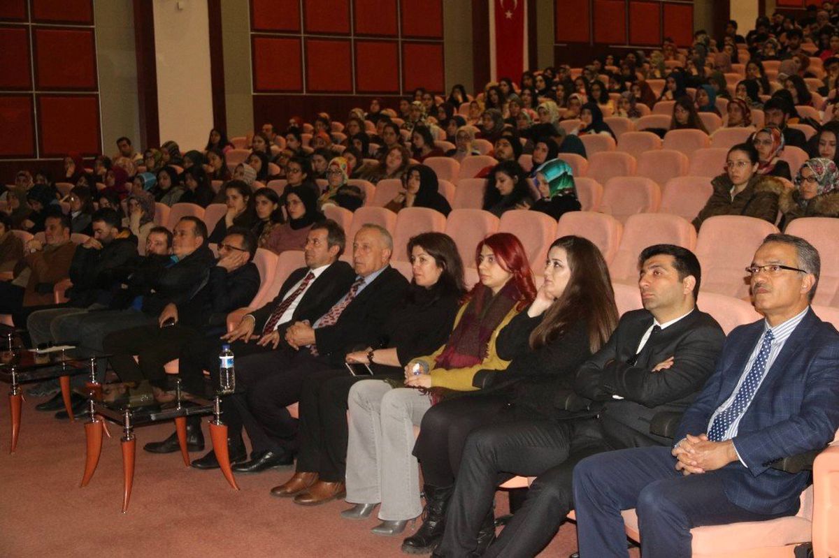 Öğrenci Sağlığı ve İlk Yardım Konferansı Düzenlendi
