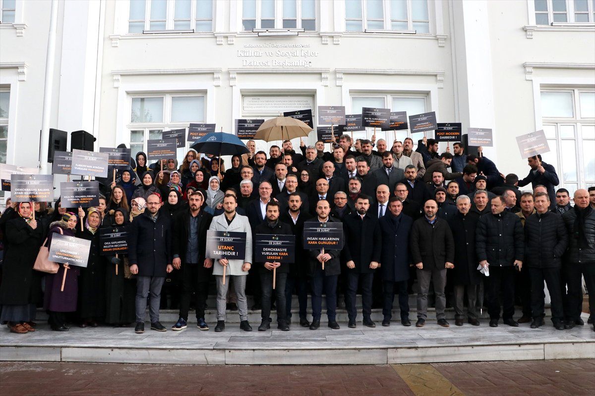Postmodern Darbe"Nin 22. Yılı
