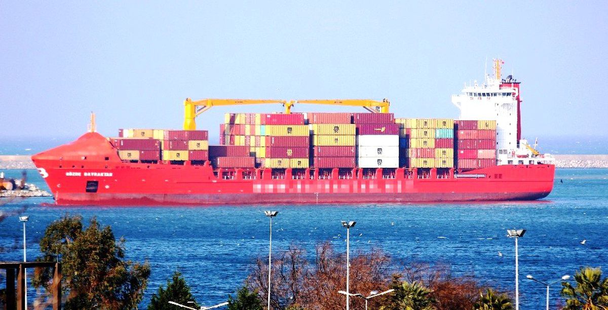 Samsun\'da İhracat Yüzde 32,7 Arttı, İthalat Yüzde 38,8 Azaldı