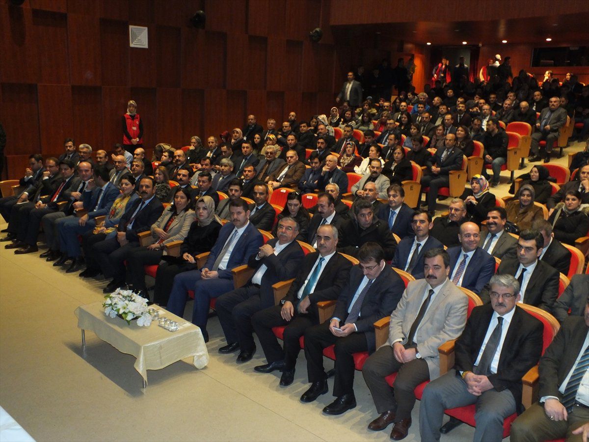 Sivas\'ta "Dert Etme Biz Varız" Projesi Tanıtıldı