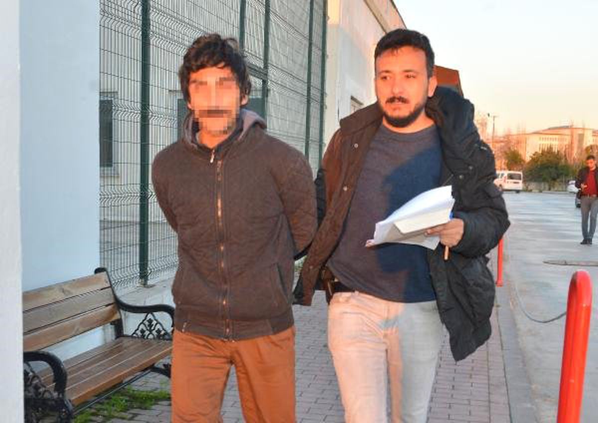 Adana\'da 200 Polisle Aranan Kişilere Yönelik Operasyon