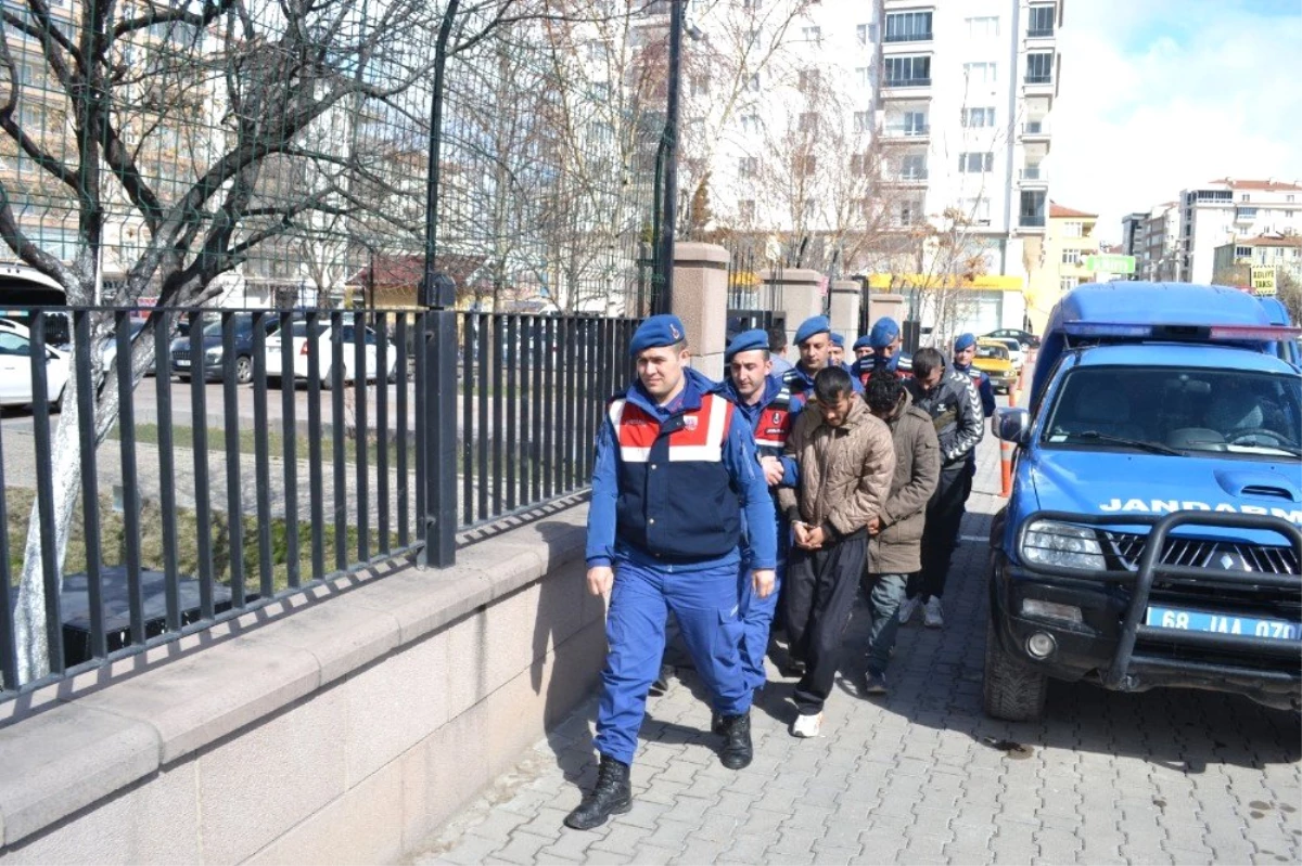 Aksaray\'da Uyuşturucu Operasyonu: 3 Tutuklama