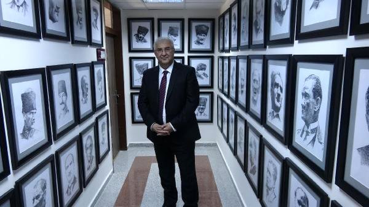 Atatürk\'ün Erzurum\'da Kaldığı Her Gün İçin Bir Tablo Yaptı