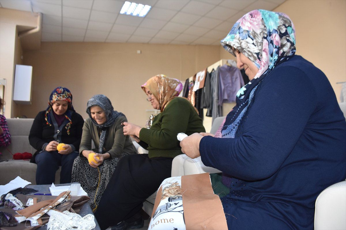 Atık Malzemeler Çocuklara Yardım Olarak Dönüyor