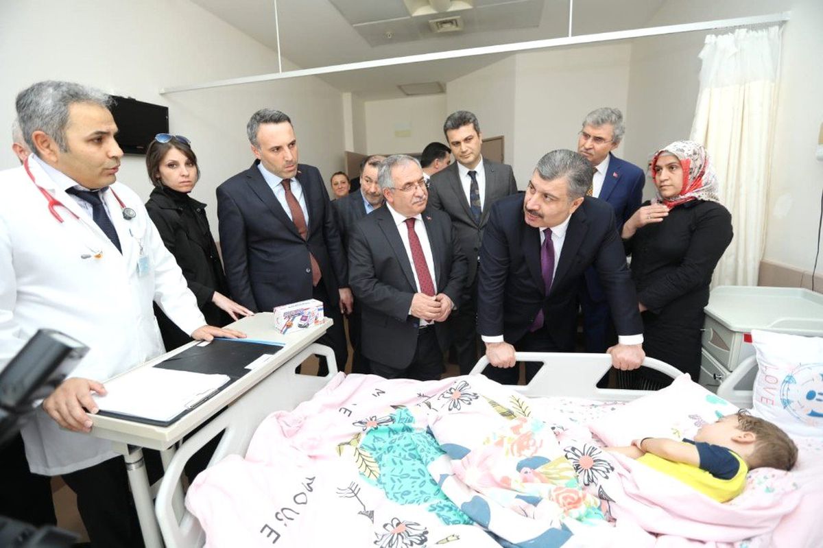 Bakan Koca, Sakarya\'da Böbrek Nakli Merkezini Açtı