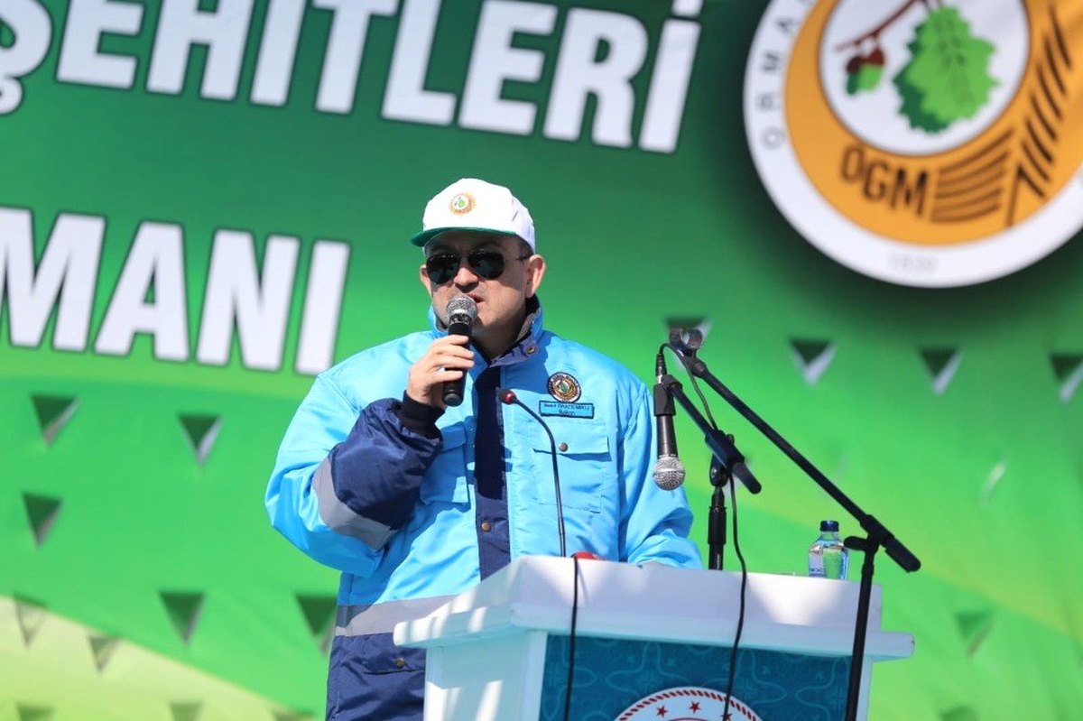 Bakan Pakdemirli: "Bizim 100 Yıllık Planlar Yapmamız Lazım"