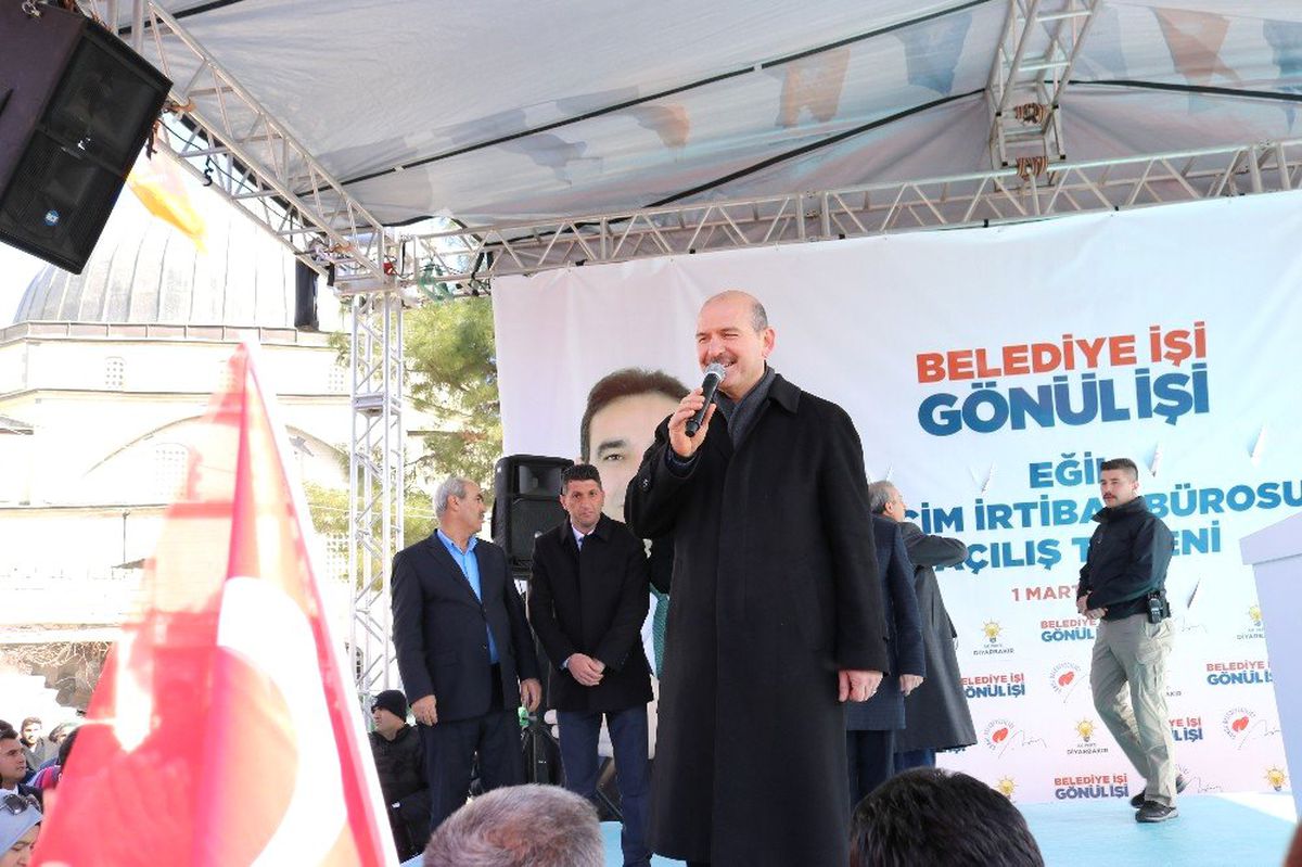 Bakan Soylu, Ergani\'de Mitinge Katıldı