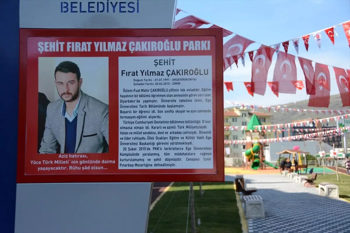 Balıkesir\'de Şehit Fırat Yılmaz Çakıroğlu Parkı Açıldı