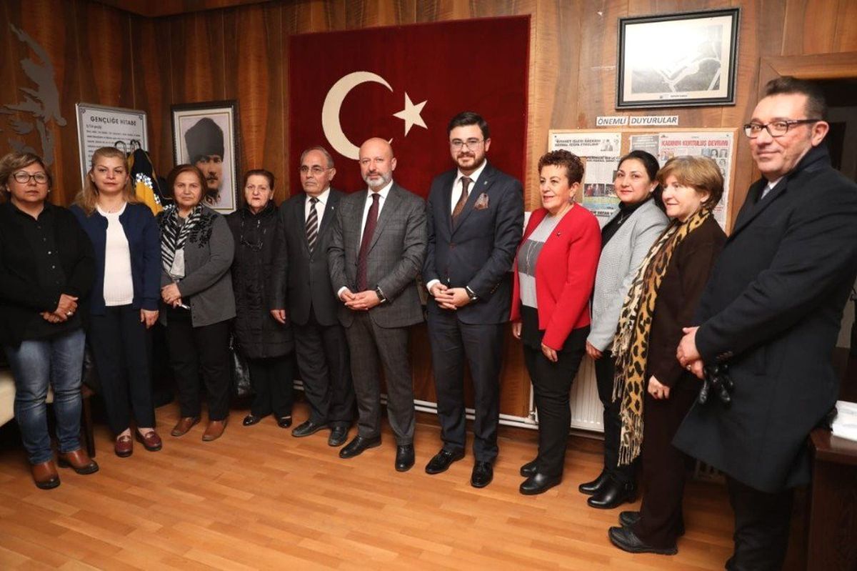Başkan Çolakbayrakdar, "Hizmetlerimiz Toplumun Her Kesimini Kucaklıyor"